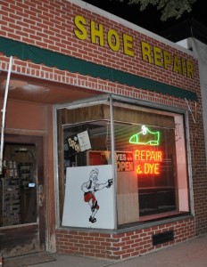 Shoe Repair and Dye in Barrington, Illinois