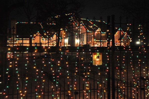 Wiseman Holiday Lights 2010 365Barrington.com Holiday Lights Contest