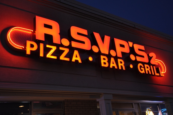 R.S.V.P.'s 2 Pizza, Bar and Grill