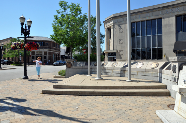 Post - Veterans Memorial Downtown Barrington