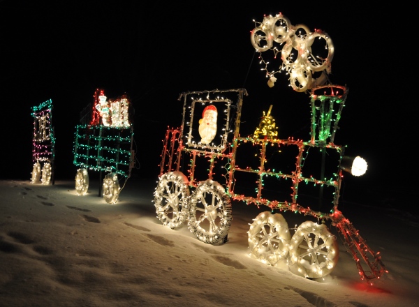 Barrington Oaks Christmas Lights 2022 274. Barrington Holiday Lights Love Story 365Barrington