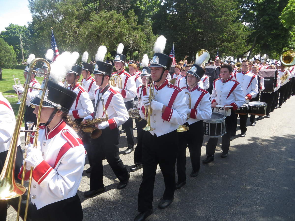 VIDEO Barrington Honors Veterans with Memorial Day Parade 365Barrington