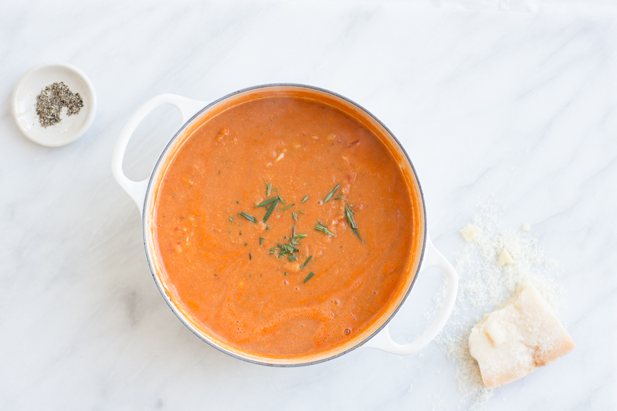 Heinen's 4PM Panic Ditalini Soup with Chickpeas, Tomatoes, Garlic and Rosemary 365Barrington