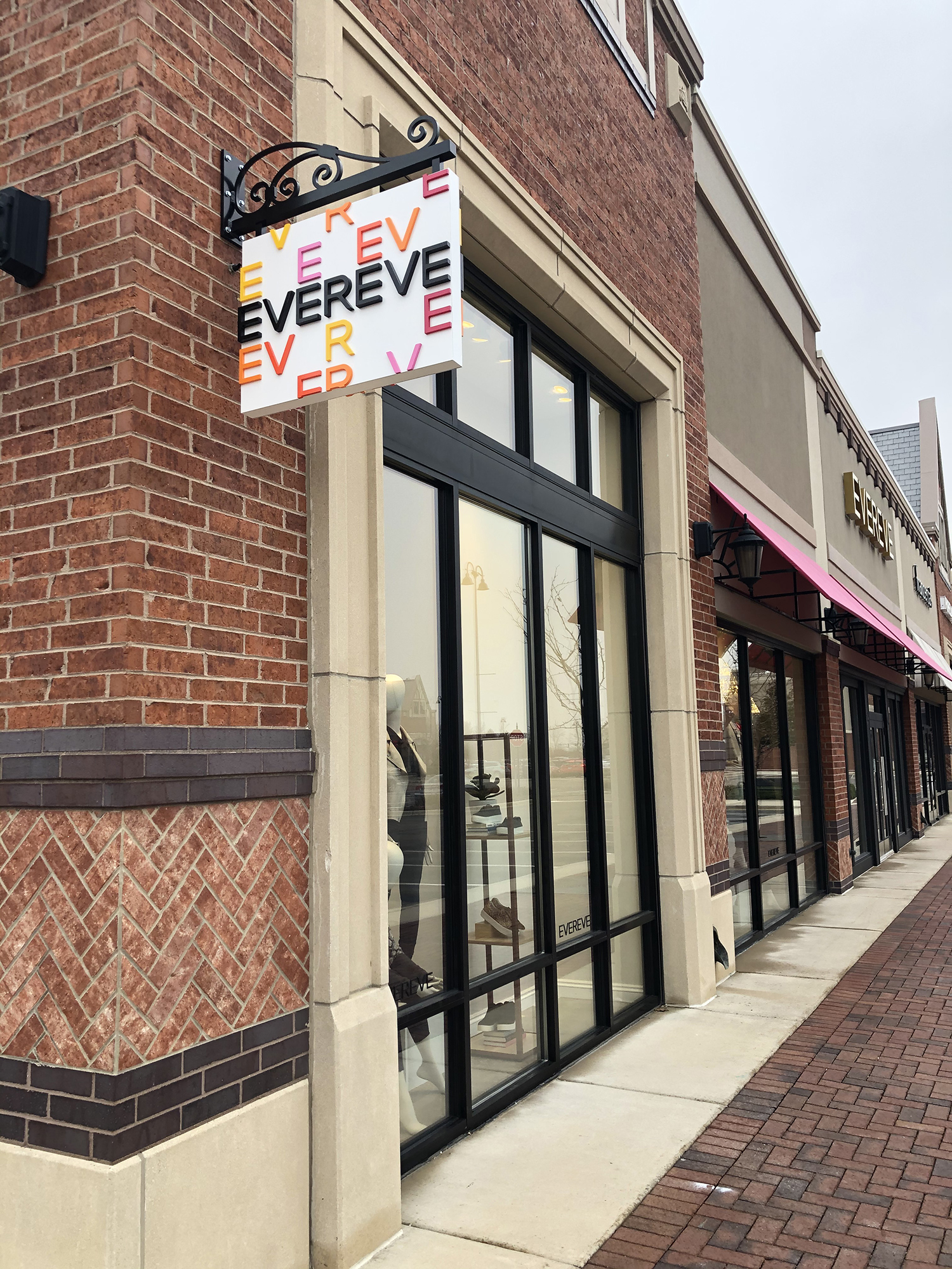 arboretum south barrington stores on Evereve Welcomes Guests To Expanded New Space At The Arboretum Of South Barrington 365barrington